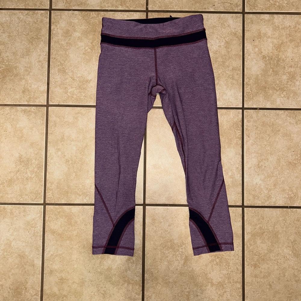 Lululemon leggings size 4